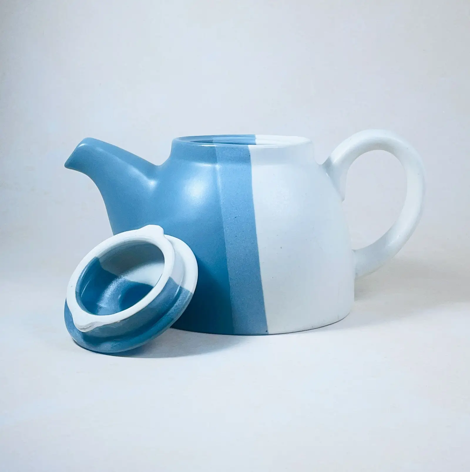 Ceramic Tea Pot With Lid Dual Shade