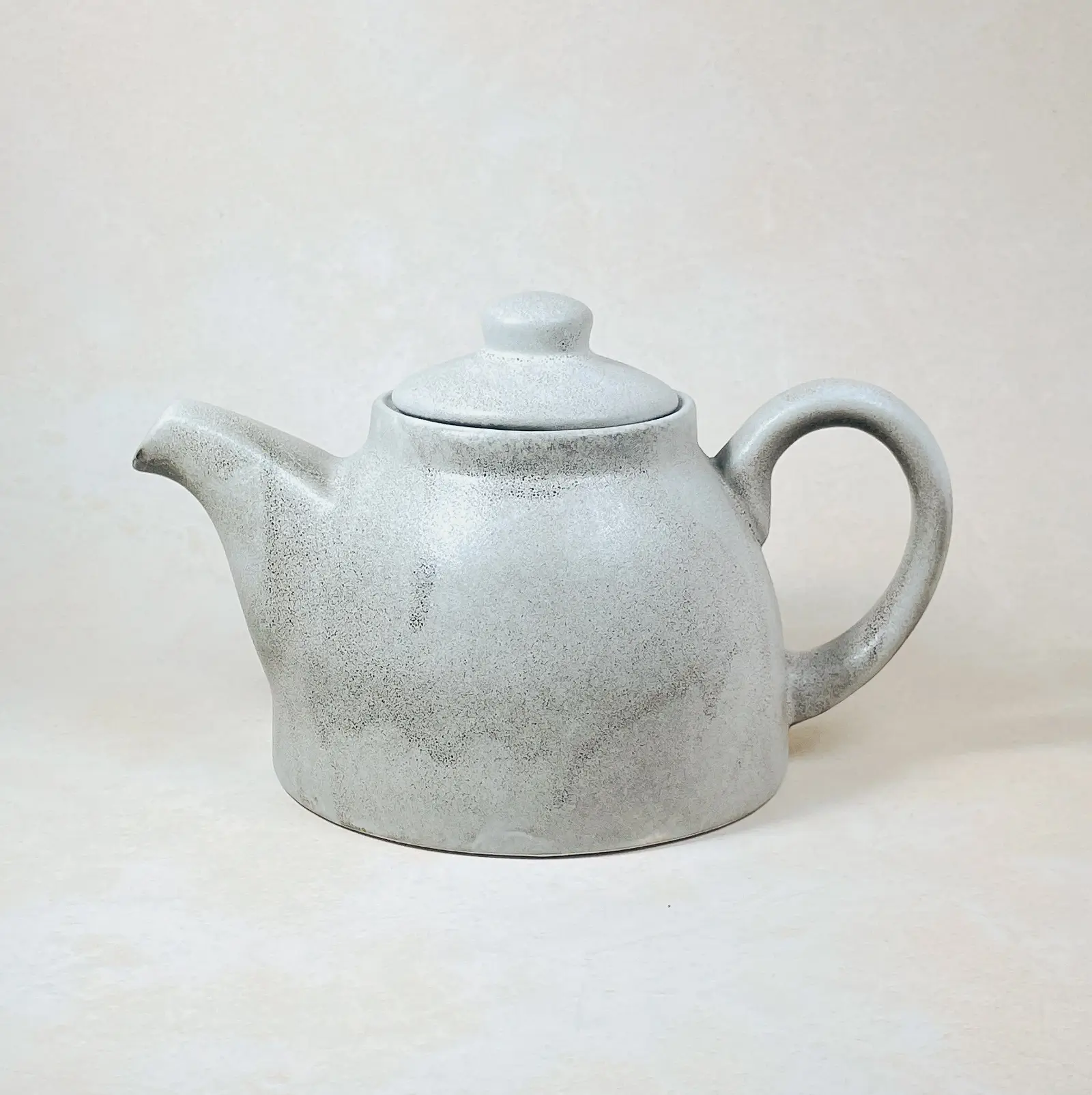 Ceramic Tea Pot With Lid Speckled Pattern Ceramic Tea Pot With Lid Speckled Pattern