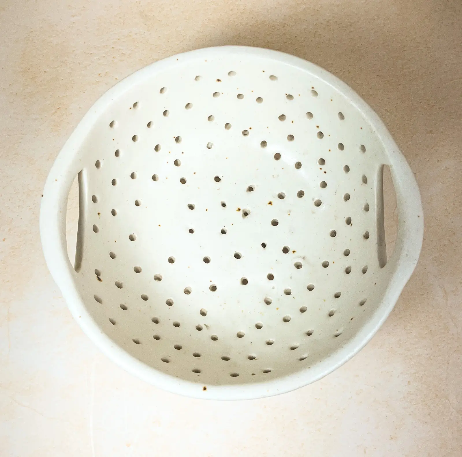 Stoneware Berry Bowl (Jali Bowl)1