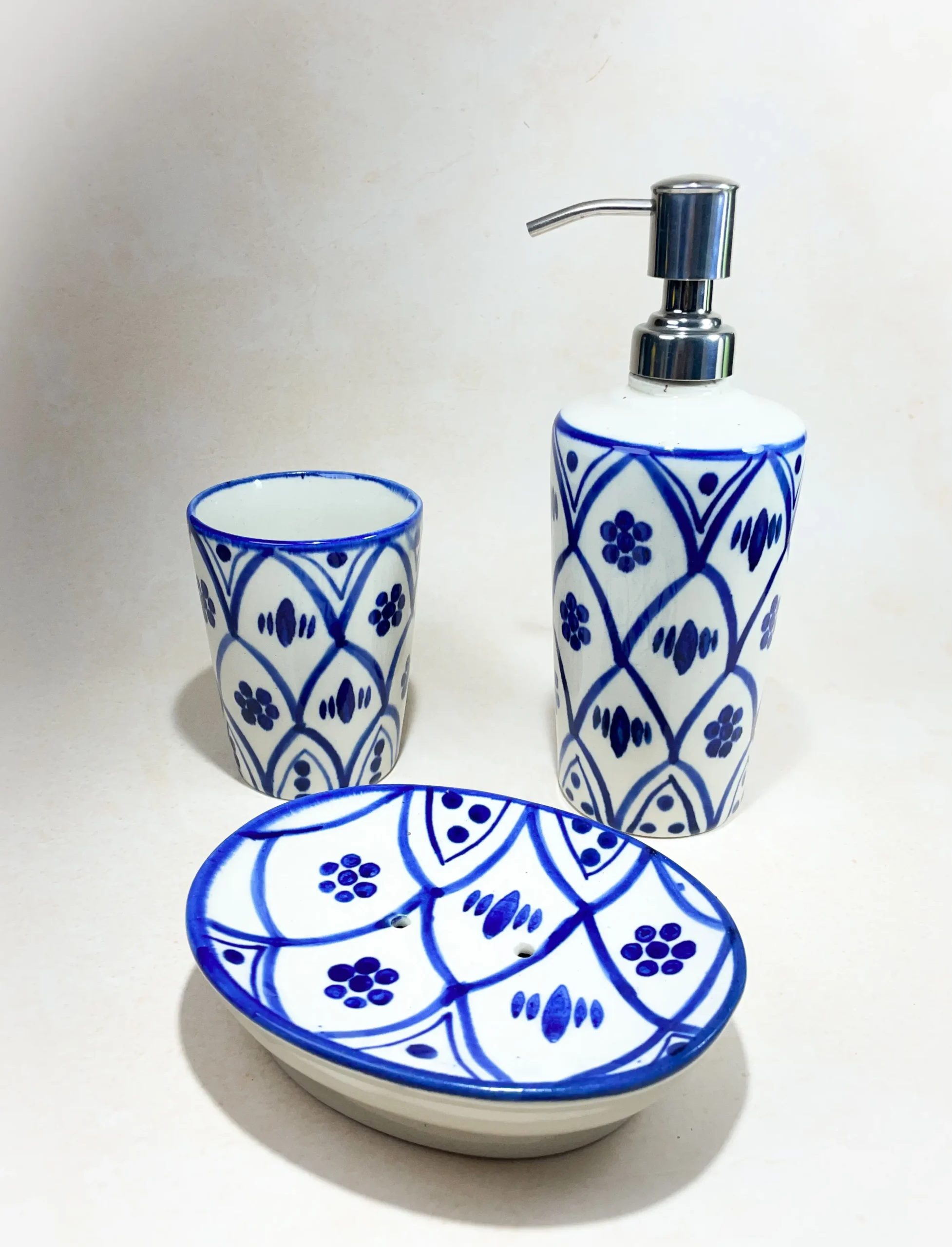 Classic Blue & White Ceramic Bath Ensemble