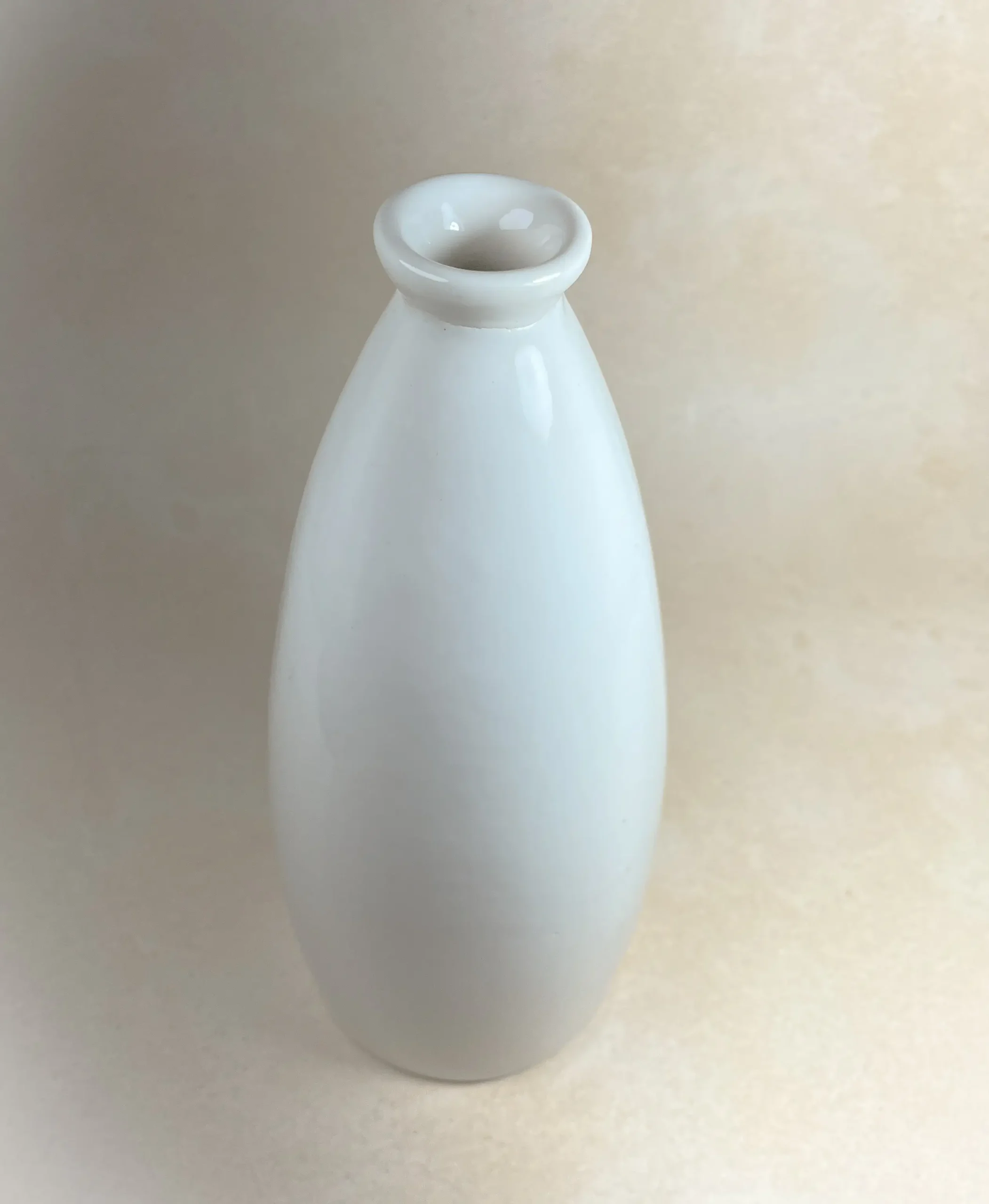 Nozzle Shape Flower Vase White