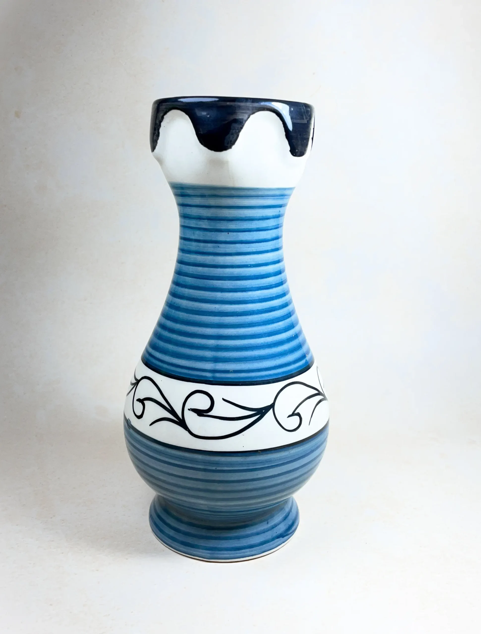 Royal Ceramic Flower Vase2